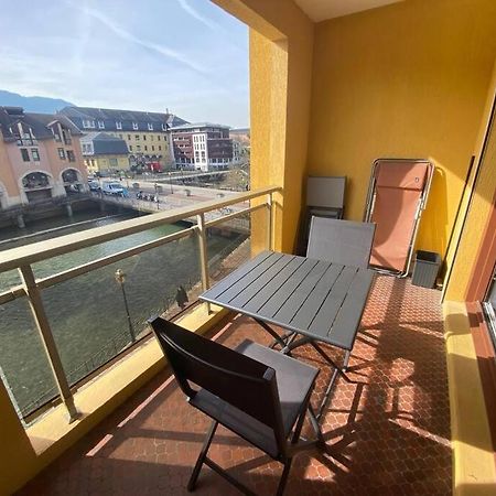 Quai Des Cordeliers, Balcon Et Vieille Ville Анси Экстерьер фото